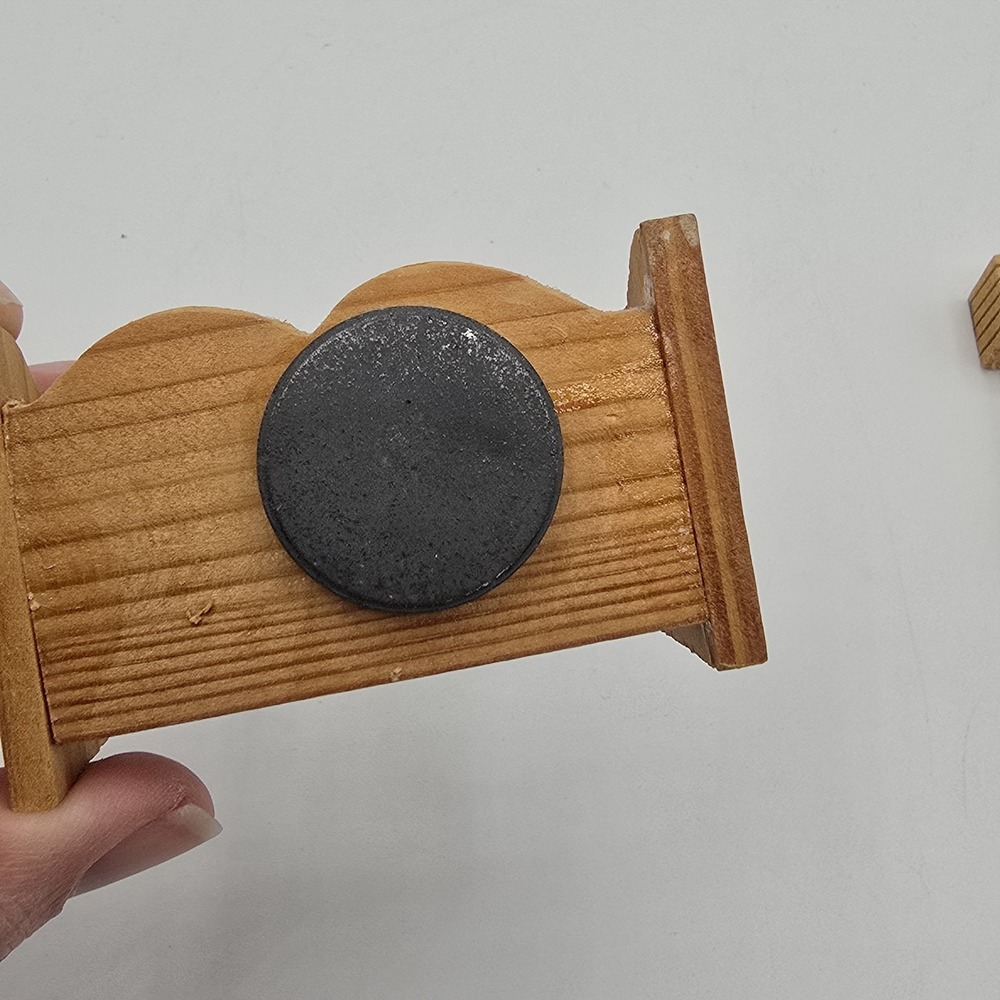 Vintage Doll Sized Wooden Kitchen Utensils & Rack Fridge Refrigerator Magnet - Picture 7 of 13